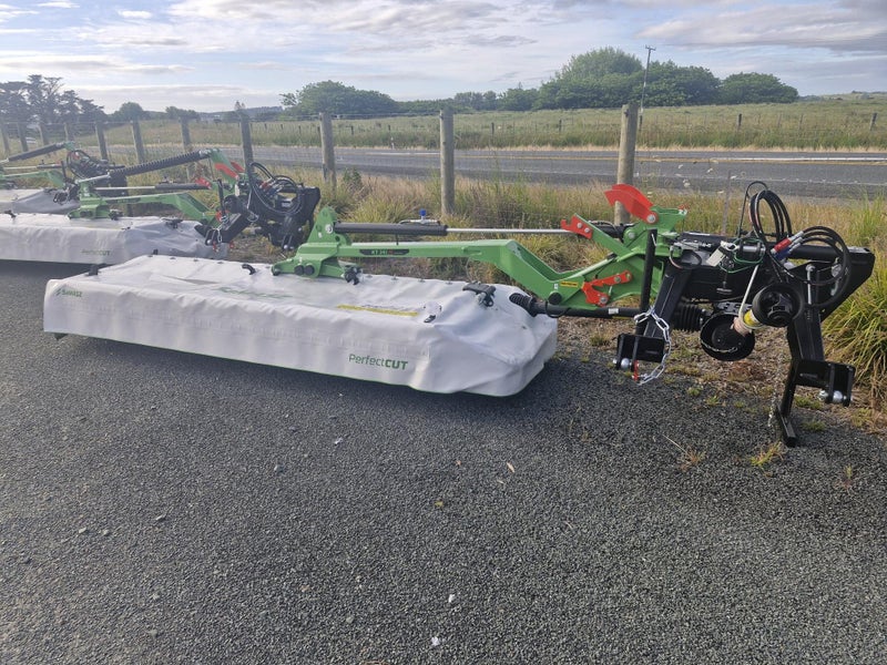 SaMASZ 3.5m KT341H Direct Drive Disc Mower ($35,775 + GST) Carousel 1