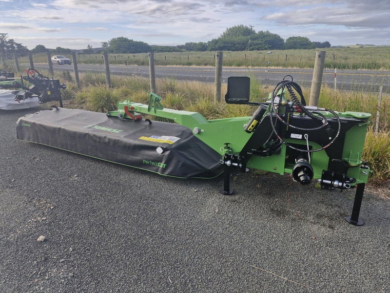 SaMASZ 3.9m XT390 Direct Drive Disc Mower ($44,100 + GST) Carousel 1