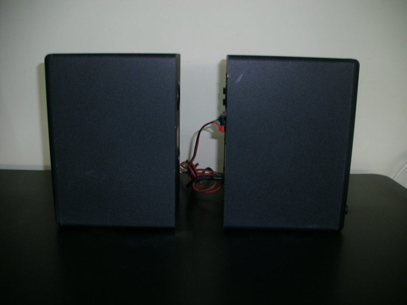 Presonus Eris E4.5 Active Studio Monitors64817263269505111