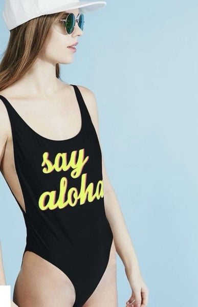 Heatwave one piece ‘Aloha Beaches’ (XL) RRP:$80 Carousel 5