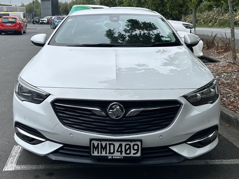 2019 Holden Commodore Calais64818785025537110
