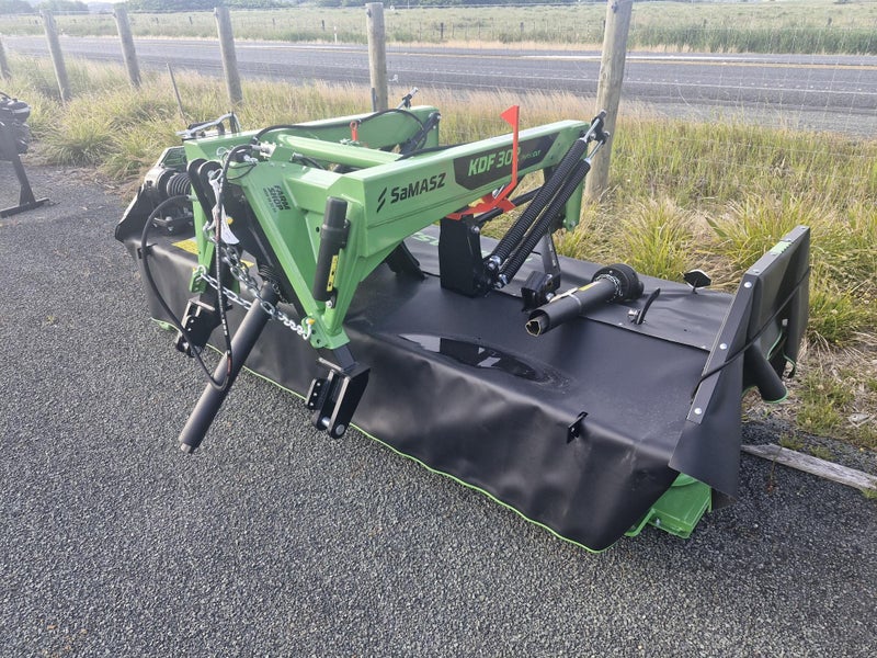 SaMASZ 3m KDF302 Front Mower ($27,900 + GST) Carousel 2