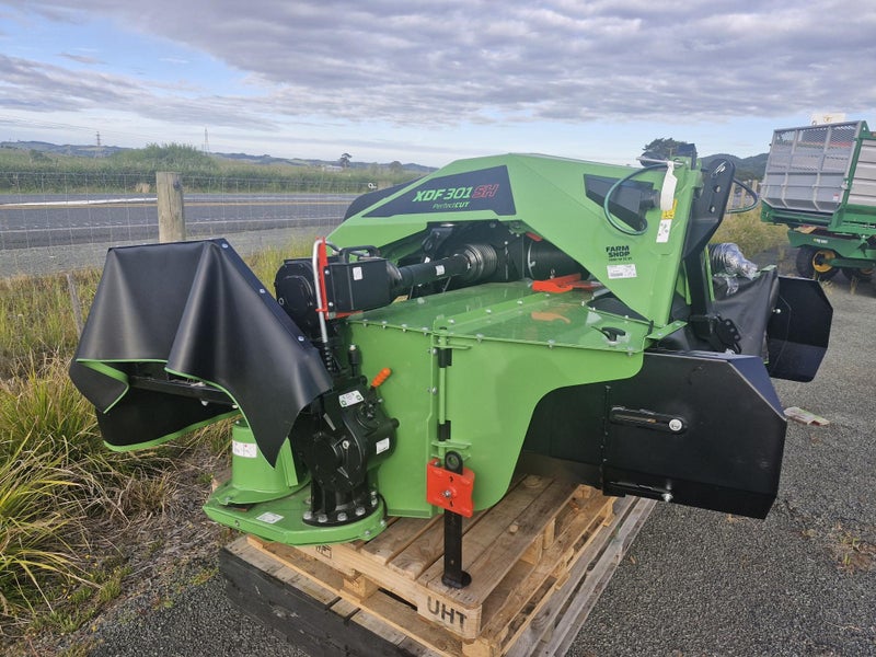 SaMASZ 3m XDF302SH Front Mower Conditioner ($49,500 + GST) Carousel 2