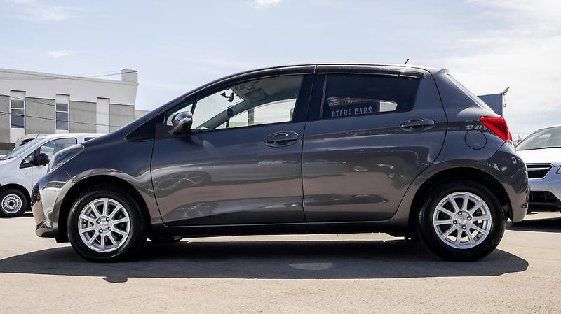 2014 Toyota Vitz F model, Push start64824264554369112