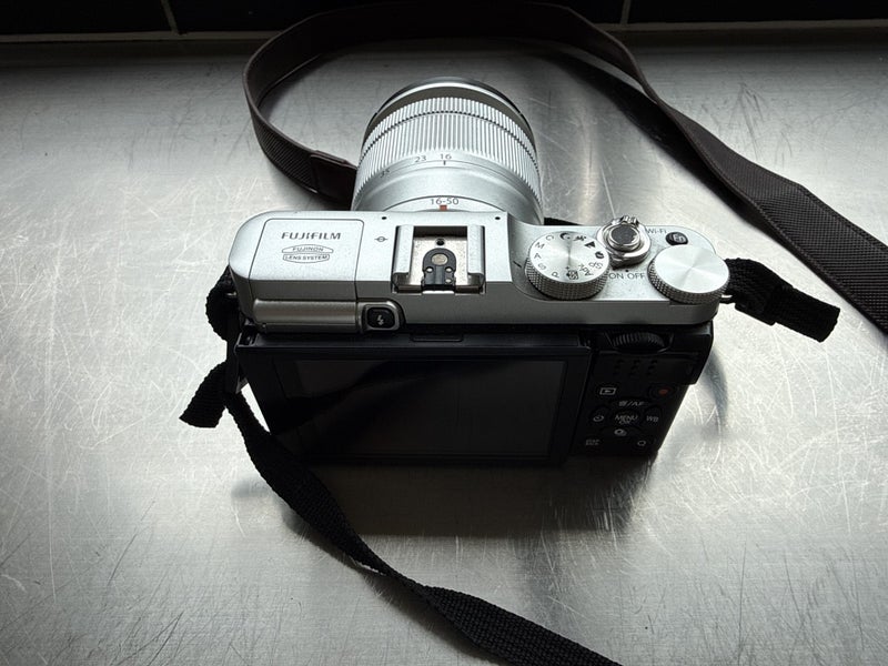 Fujifilm X-A2 Mirrorless Digital Camera Body Only with Leather Case Carousel 2