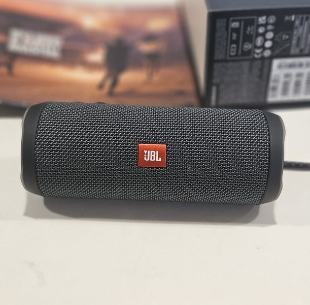 JBL Flip Essential 2 bluetooth speaker64825493934849111