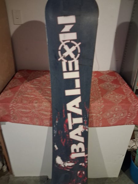 To snowboard and snowboard boots64834468073218112