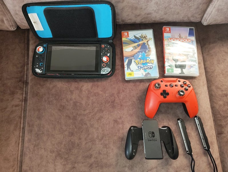 Nintendo switch + accessories Carousel 1