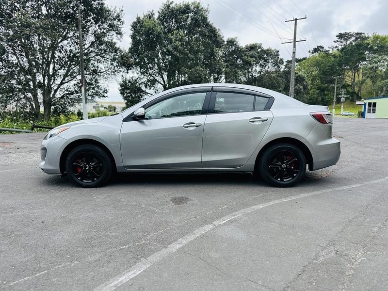 2013 Mazda Axela 20S SPORTS !! SKYACTIVE ENGINE !!64827248298755113