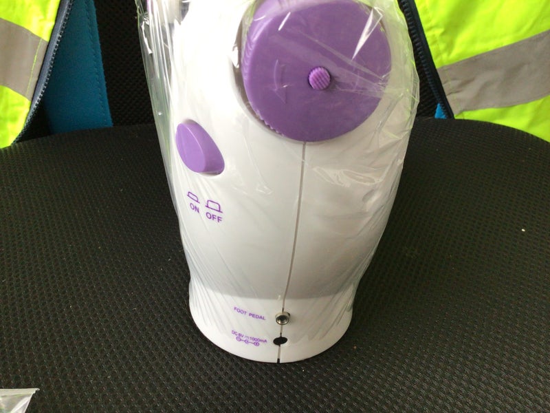 PORTABLE COMPACT BEGINNERS-SEWING MACHINE64827587938051112