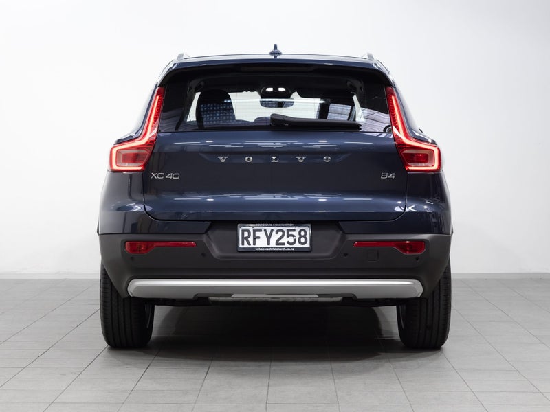 2025 Volvo XC40 B4 Plus 2.0L Petrol Mild-hybrid64827861466881112