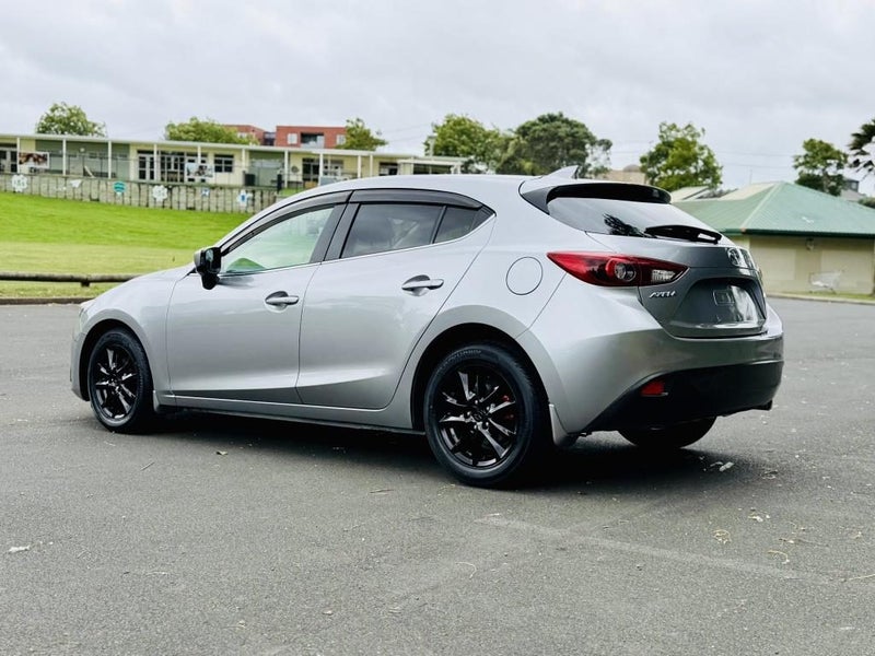 2015 Mazda Axela 15S SPORTS !! SUPER LOW KM`S !!64828572607234112