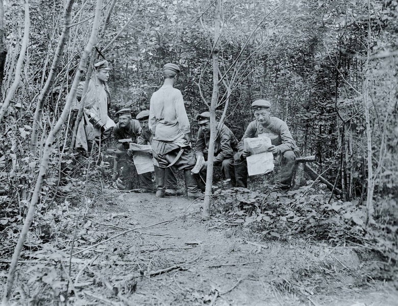 Photo Set: WW1 VERDUN German Army Photo Set of 80 Reproduction 6x4" Photos Carousel 2