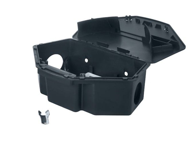 Pestoff Departure Lounge Carousel 5