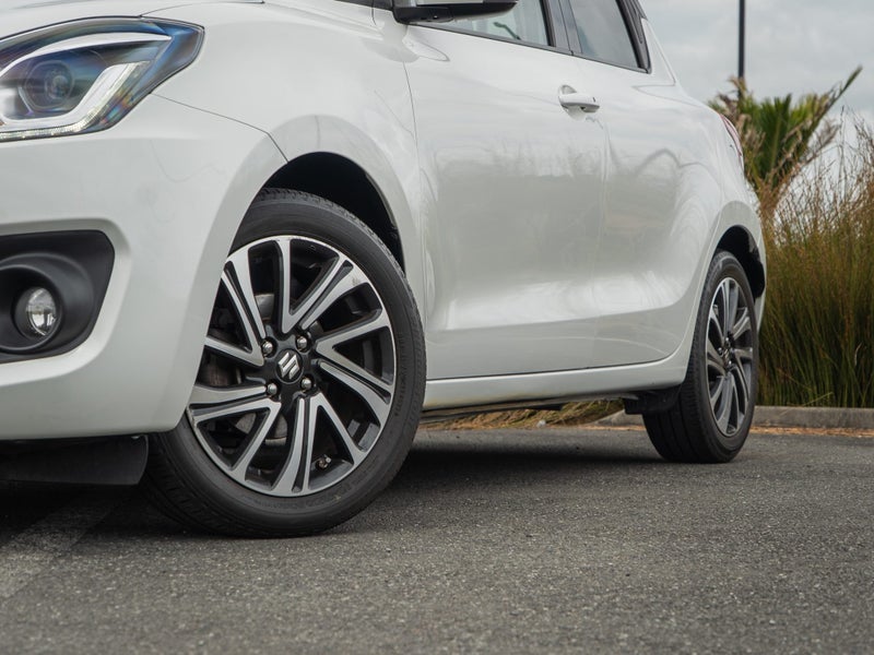 2023 Suzuki Swift RS Hybrid 1.2 Auto64834977483651114