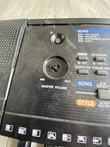 Yamaha PSR-E263 61-key portable keyboard64834951509377114