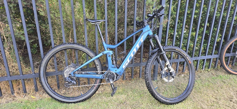 2021 Scott Genius eRIDE 920 (Med) - AXS Electronic Shifting - High-End Upgrades64835259480963110