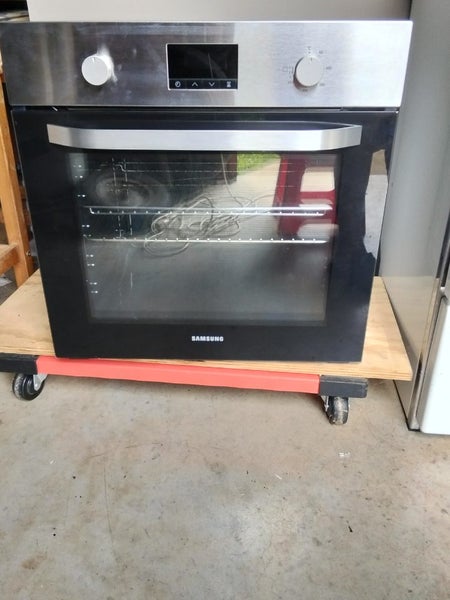 Samsung Wall Oven.*FREE DELIVERY AND INSTALL* Carousel 1