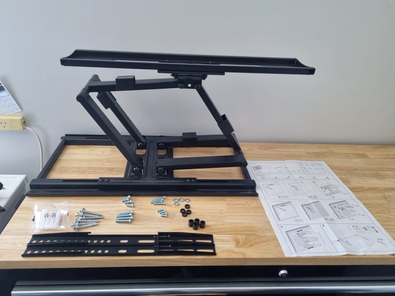 Heavy duty OMP Cantilever Twin Arm TV Wall Mount Large 42-70" Carousel 3