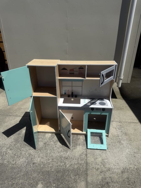 Wooden Play Kitchen Carousel 2