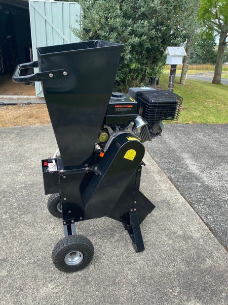 Heavy Duty 15HP Wood Chipper / Mulcher / Shredder64836526958977113