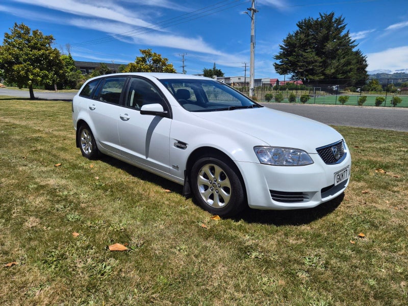 2012 Holden Commodore Omega64837296594178110