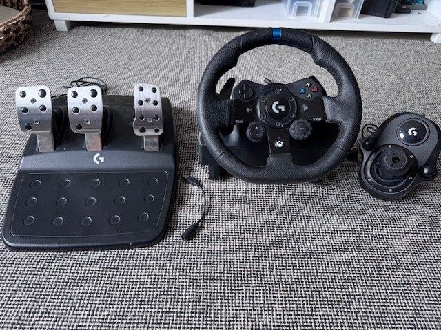 Logitech G923 Wheel64837716874755111
