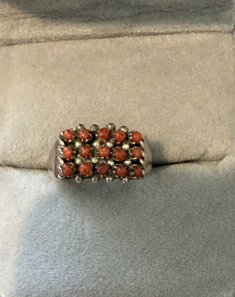 Vintage Zuni Sterling Silver Coral Cluster Ring – Signed Carousel 1