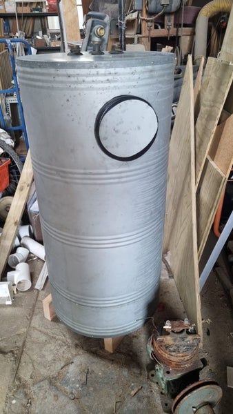 Hot water cylinder low pressure Carousel 2