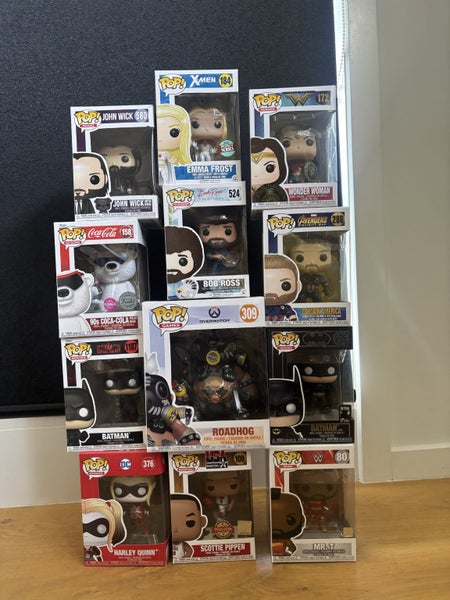 $1 Reserve 11+1 Jumbo Funko Pop Carousel 1