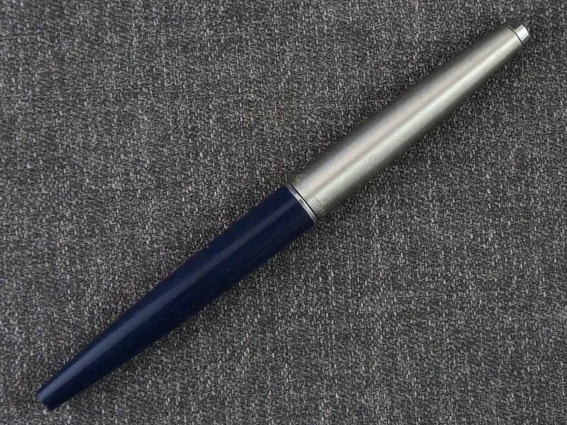 PARKER 45 Fountain Pen Carousel 1