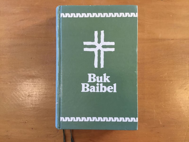 Buk Baibel- The Bible in Tok Pisin (Papua New Guinea) Carousel 1