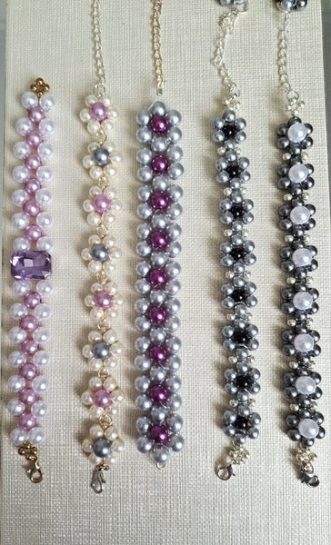 Pearl Bracelets Carousel 1