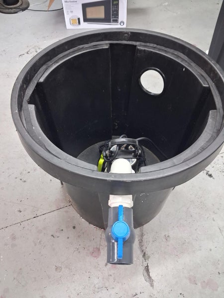 Cabin/Tiny Home Sewer Pump /Waste Station 100L Complete package Tiny Home Cabin Carousel 2