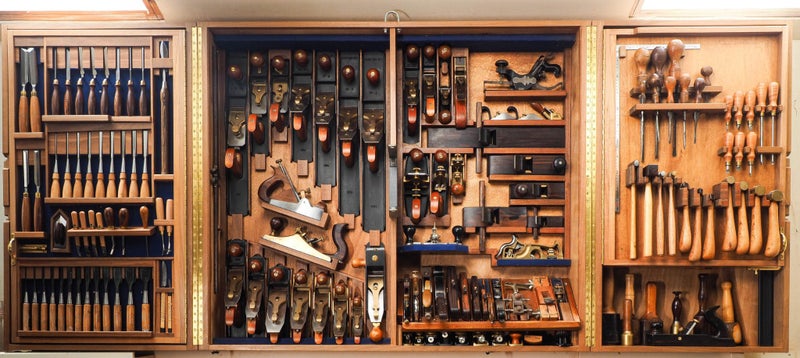 THE ULTIMATE HANDTOOL COLLECTION / ART PIECE / INVESTMENT Carousel 2