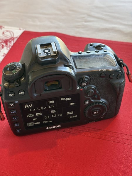 Canon 5DIV DSLR Camera64857171650818111