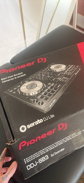 Pioneer DDJ-SB3 controller Carousel 1