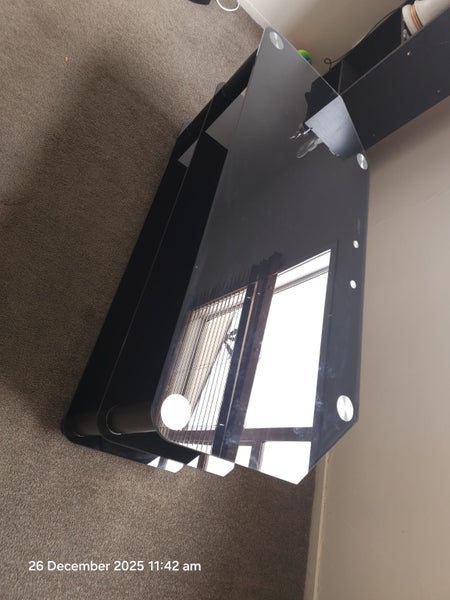 Tempered glass TV/ entertainment unit Carousel 2