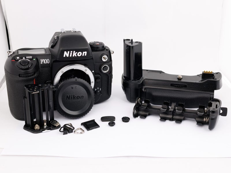 Nikon F100 body + MB-15 Battery Grip - film tested, reinforced door latch Carousel 2