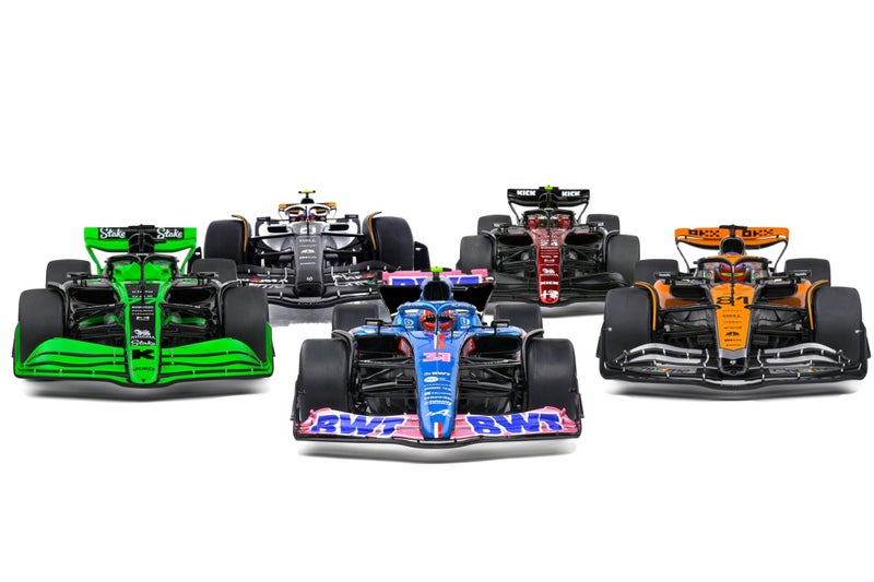 2024 Formula One F1 race car – BIG 1/18 scale diecast model 1 of 9 Carousel 1