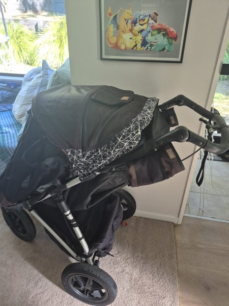 Mountain Buggy - Terrain (newly refurbished)64868461936514113