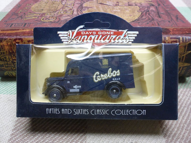 Vintage Boxed LLedo Days Gone Vanguards Diecast Toy 63005 1950 Bedford 30 CWT Carousel 2