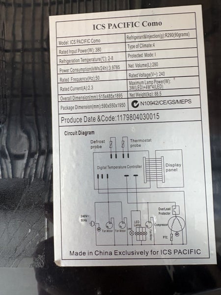 Cafe display fridge Carousel 2