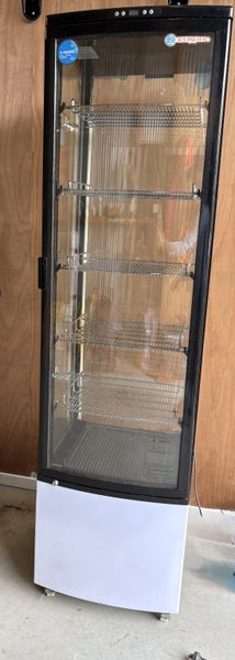 Cafe display fridge Carousel 3