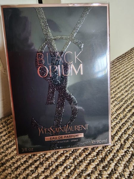 Black Opium 90mls Carousel 1