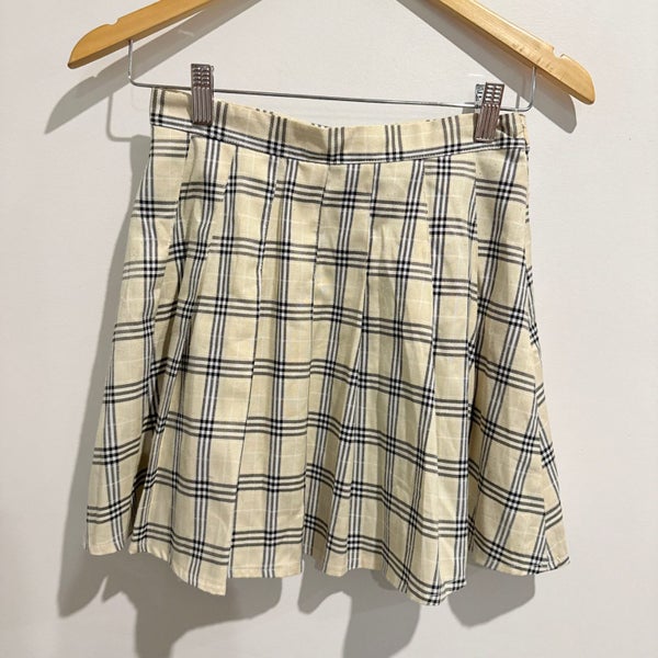 Princess Polly Size 8 Plaid Pleated Mini Skirt Carousel 1