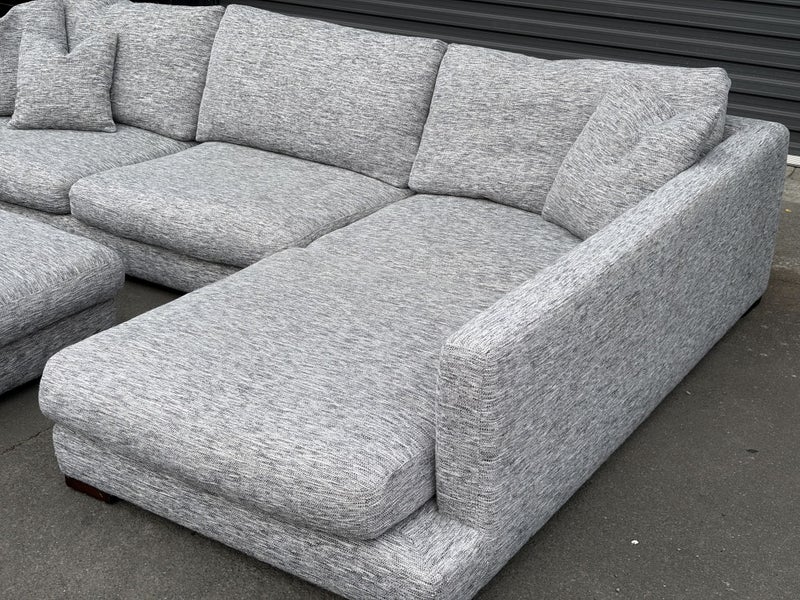Freedom Long Island Fabric Modular Sofa - RHF Carousel 3