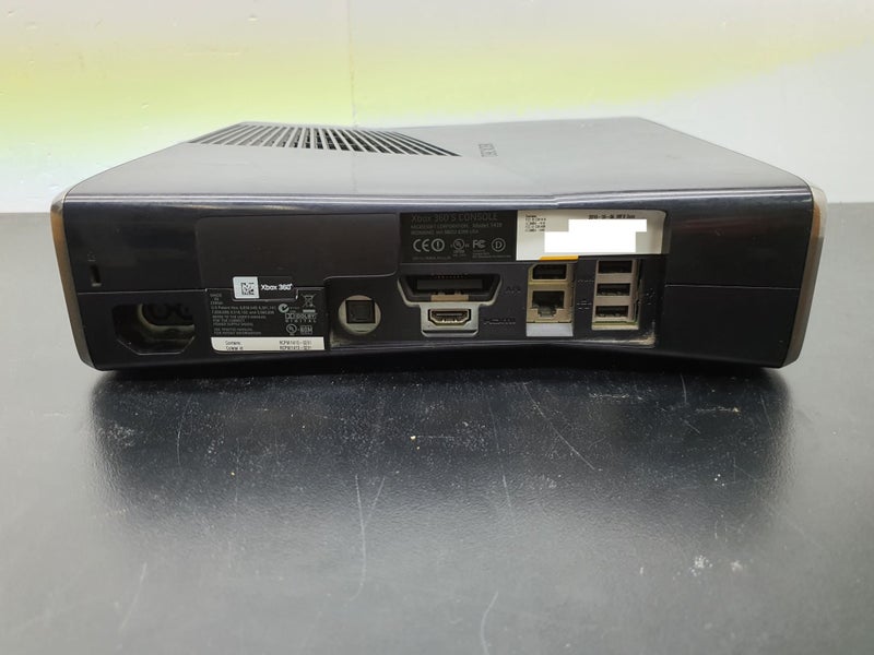 **FAULTY** Microsoft Xbox 360 Console - S 250GB 1439 - B16135519-5 Carousel 4