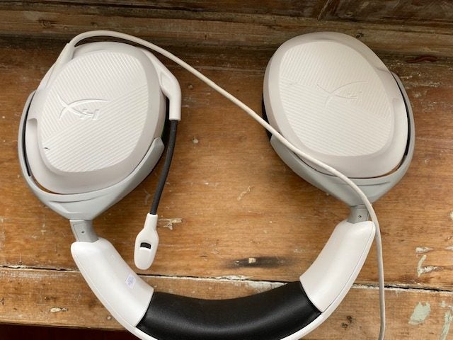 Hyper X gaming headset Carousel 2