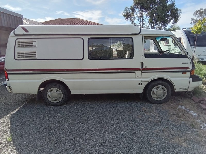 1995 Mazda E2000 LWB64872348302721112